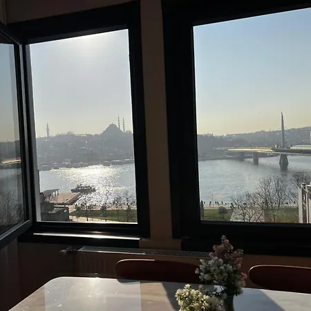 Luxurious Penthouse With Sea View In Karakoey, 4br 아파트 *