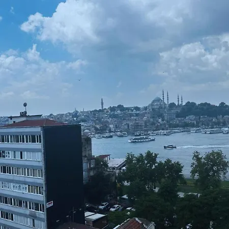 Luxurious Penthouse With Sea View In Karakoey, 4br