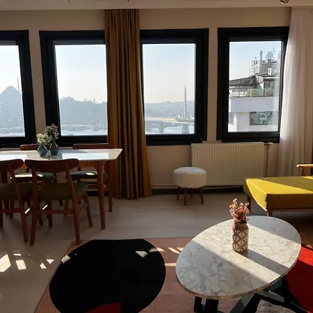 아파트 Luxurious Penthouse With Sea View In Karakoey, 4br
