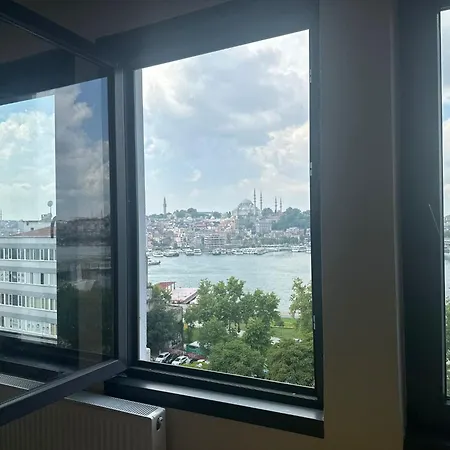 아파트 Luxurious Penthouse With Sea View In Karakoey, 4br