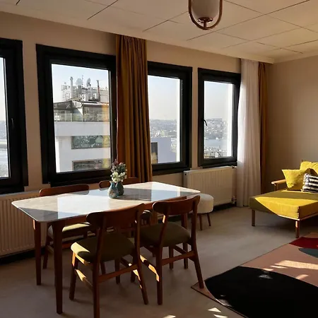 Apartment Luxurious Penthouse With Sea View In Karakoey, 4br Istanbul