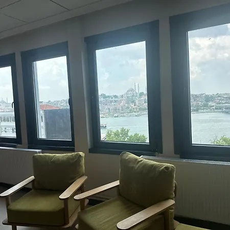 Luxurious Penthouse With Sea View In Karakoey, 4br Apartment Istanbul