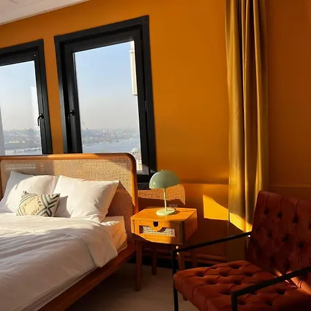 Luxurious Penthouse With Sea View In Karakoey, 4br Apartment *