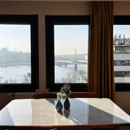 דירה Karakoey Ultra Luxury Penthouse, 4br,sea View *