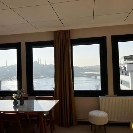 דירה Karakoey Ultra Luxury Penthouse, 4br,sea View *