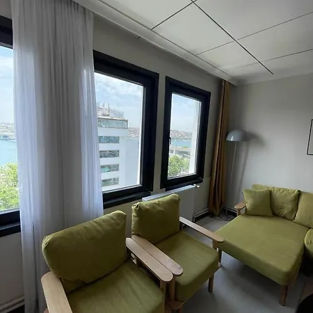 Karakoey Ultra Luxury Penthouse, 4br,sea View איסטמבול
